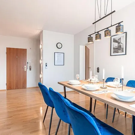 Goldvilla - Big Apartamento *