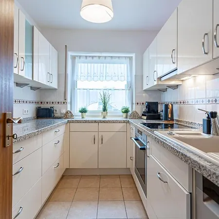 Goldvilla - Big Apartamento